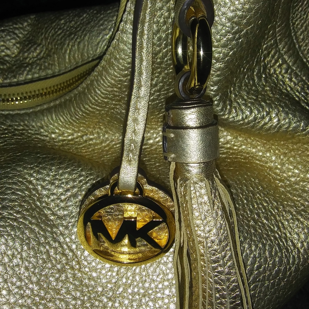 Large Gold Michael Kors Hobo Bag with Storage Bag - Picture 5 of 14